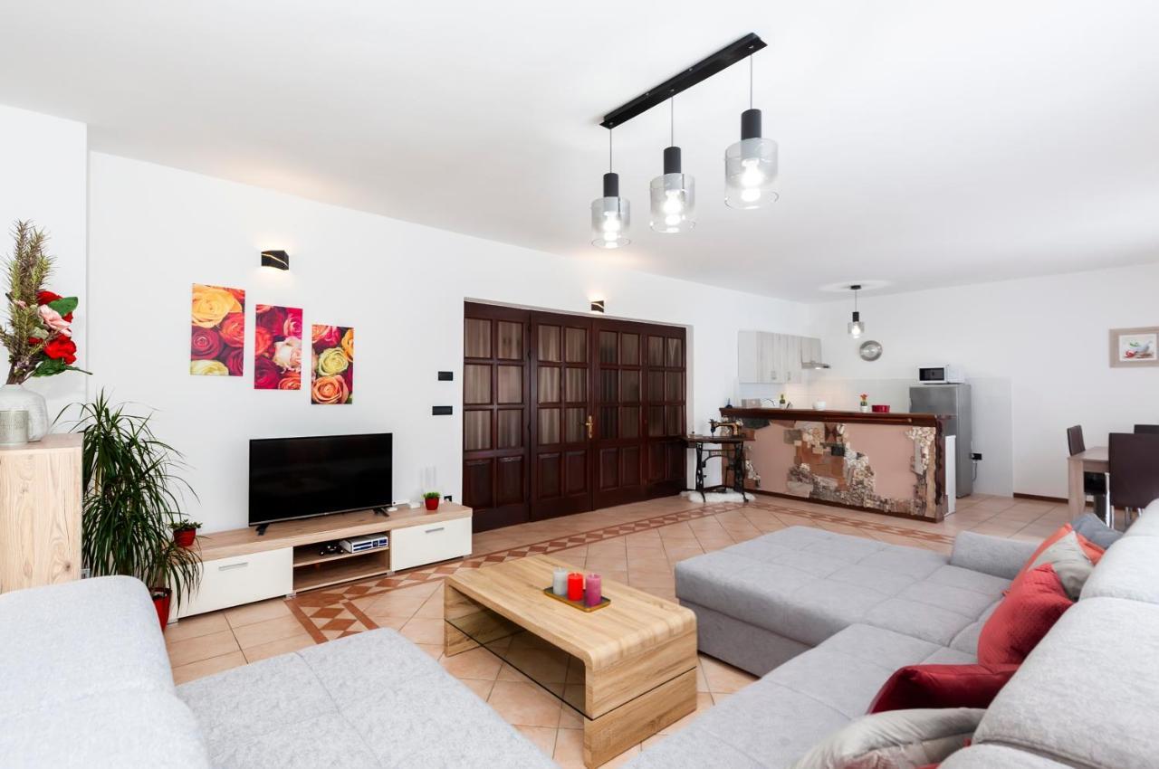 Apartment St. Antonio Rovinj Buitenkant foto