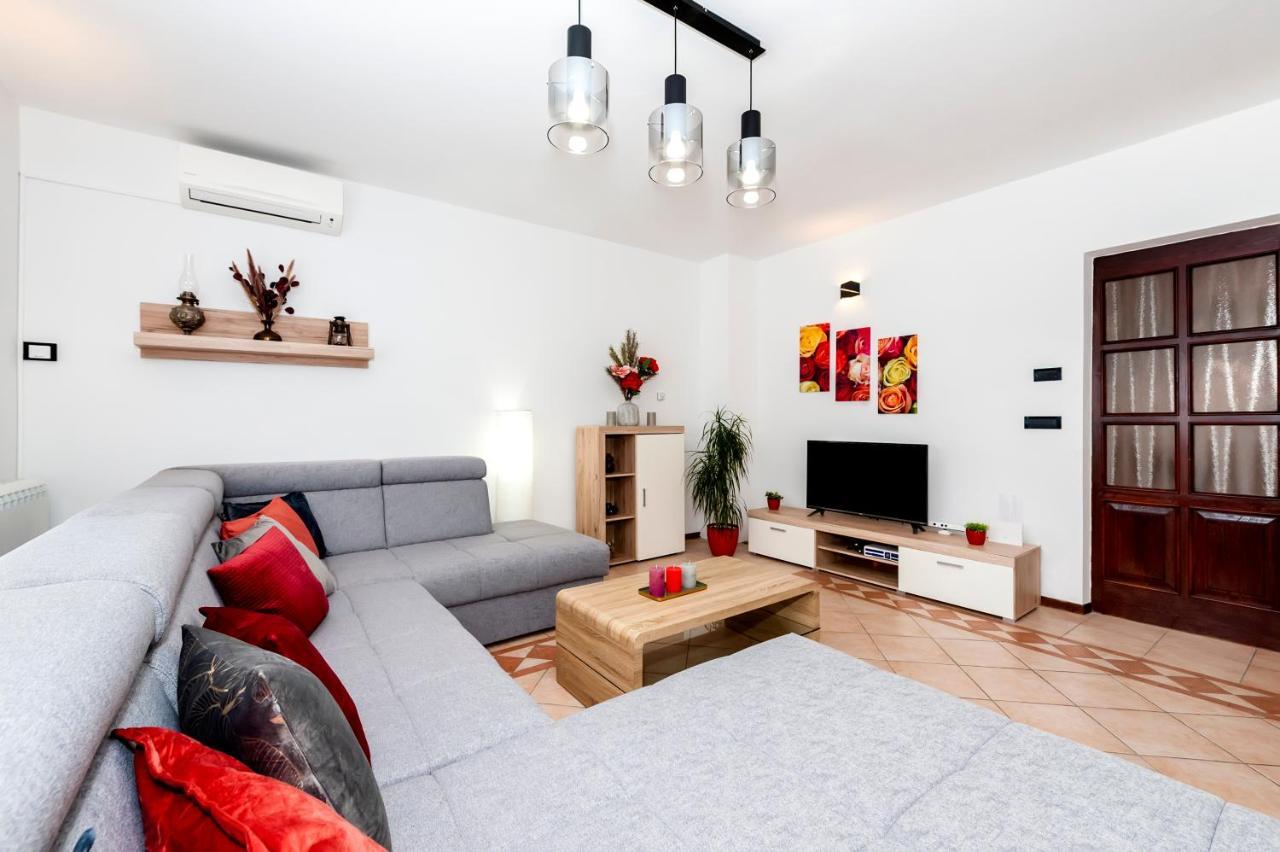 Apartment St. Antonio Rovinj Buitenkant foto