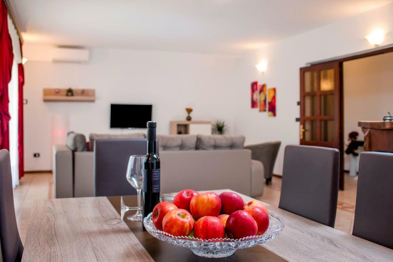 Apartment St. Antonio Rovinj Buitenkant foto